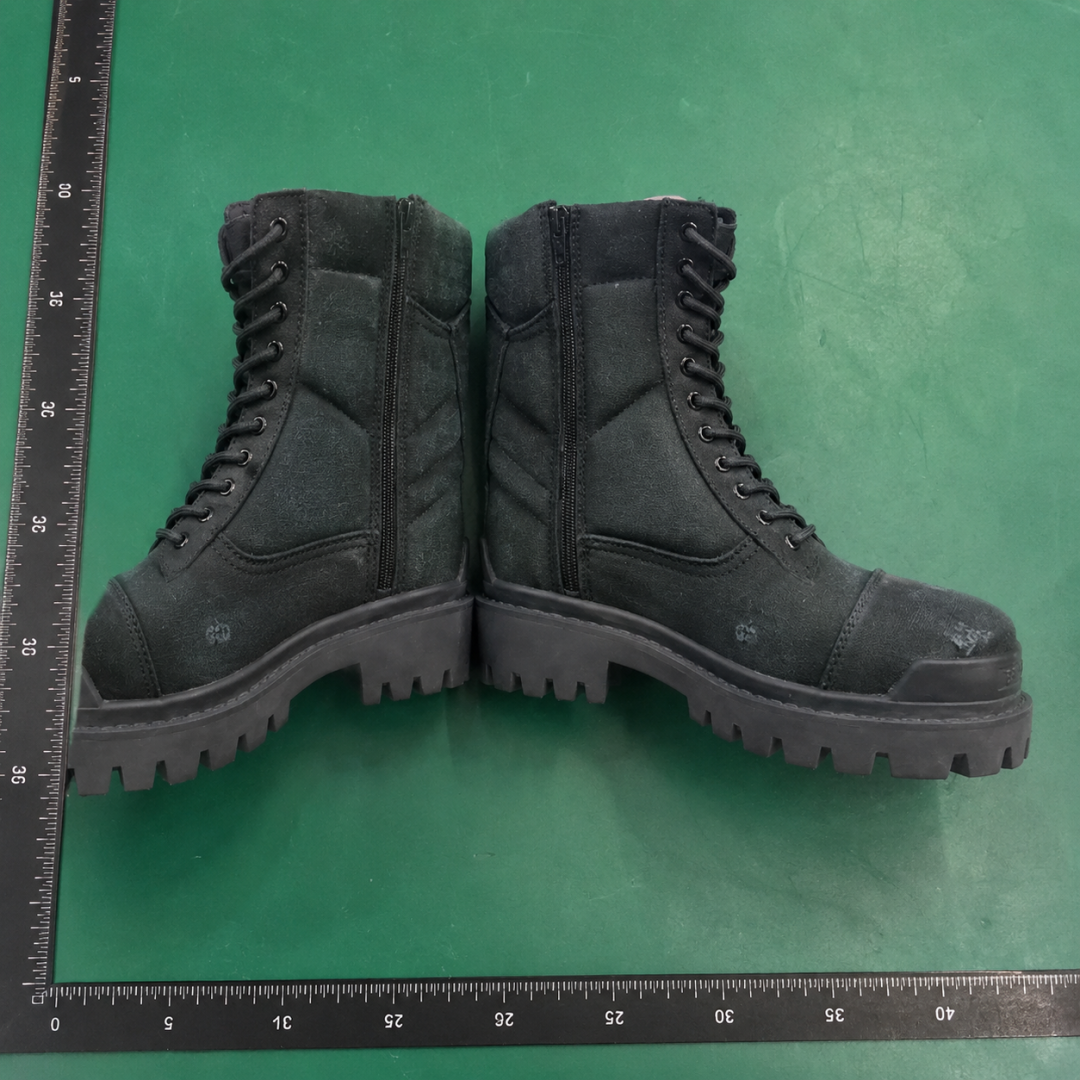 Rhude Shoe QC: Sole, Label and Symmetry Checks
